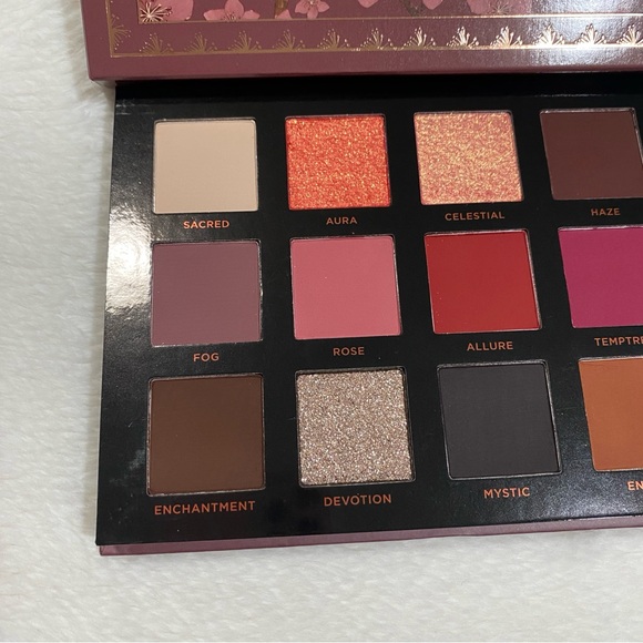 Ace Beaute Mystic Romance Eyeshadow Palette - Picture 2 of 6